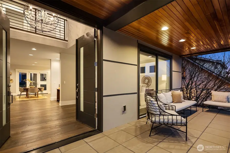 222 8th Avenue, Kirkland, WA 98033 - #2