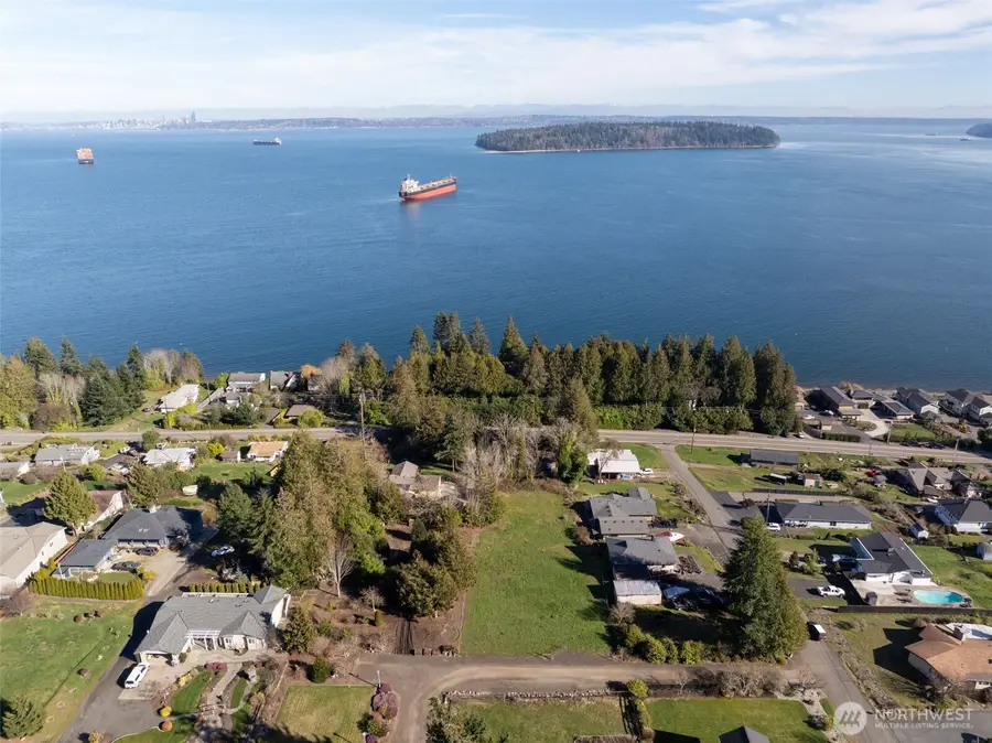 8185 E Seaview Drive, Port Orchard, WA 98366 - #2