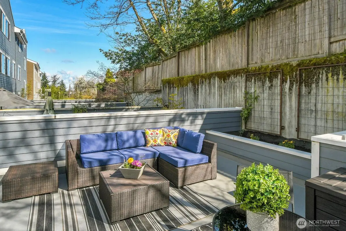 2350 10th Avenue E #111, Seattle, WA 98102 - #1