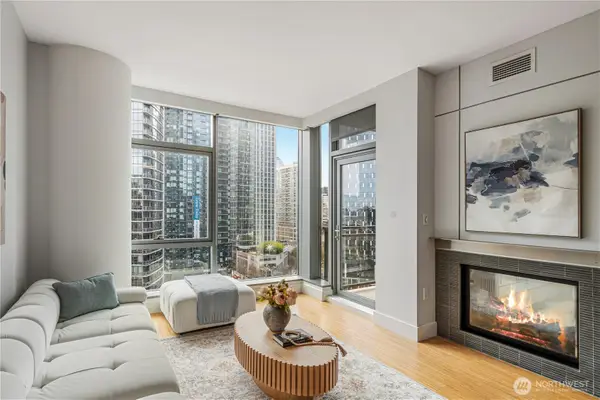 820 Blanchard Street #1506, Seattle, WA 98121