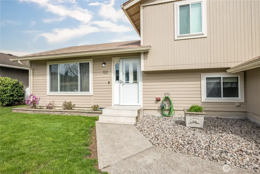 122 Alturas Drive, Kelso, WA 98626 - #2