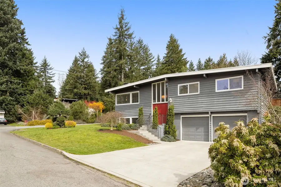 334 157th Avenue Ne, Bellevue, WA 98008 - #3