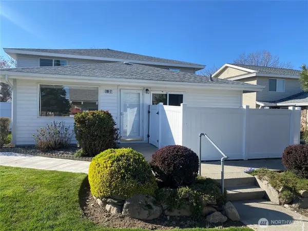 100 Simon Street #17, East Wenatchee, WA 98802