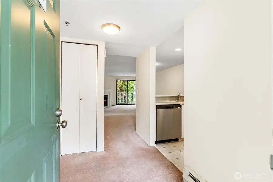 25131 98th Place S #E201, Kent, WA 98030 - #2