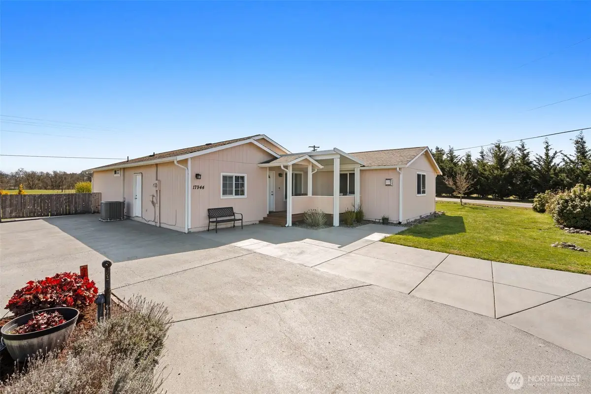 17944 Camus Drive Sw, Rochester, WA 98579 - #1