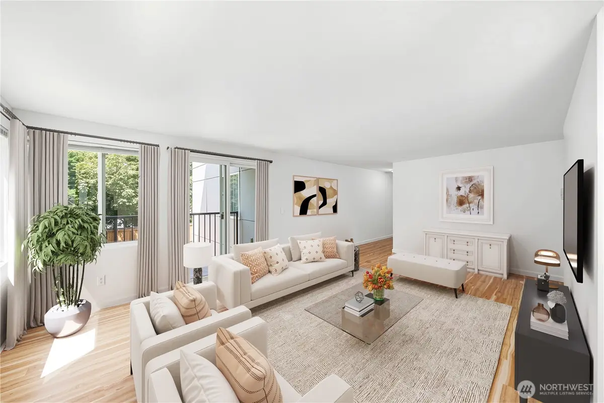 11556 Greenwood Avenue N #105, Seattle, WA 98133 - #1