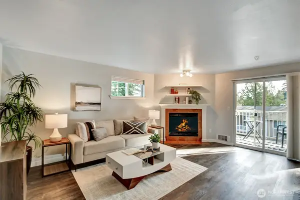 1127 N 198th Street #A303, Shoreline, WA 98133