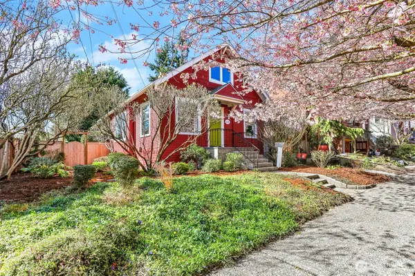 6725 Earl Avenue Nw, Seattle, WA 98117