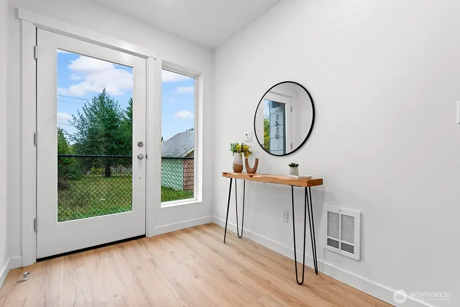 1425 SW 111th Lane, Seattle, WA 98164 - #3