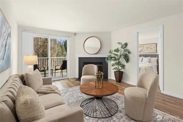 12740 NE 10th Place #E302, Bellevue, WA 98005