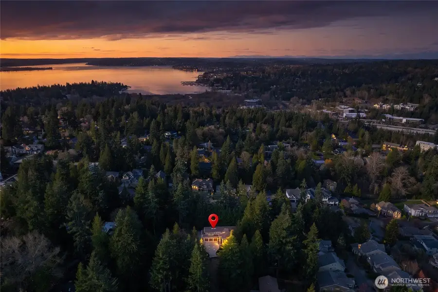 2727 101st Place Ne, Bellevue, WA 98004 - #2