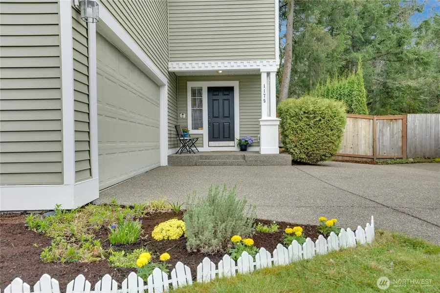 1175 Griggs Street, Dupont, WA 98327 - #2