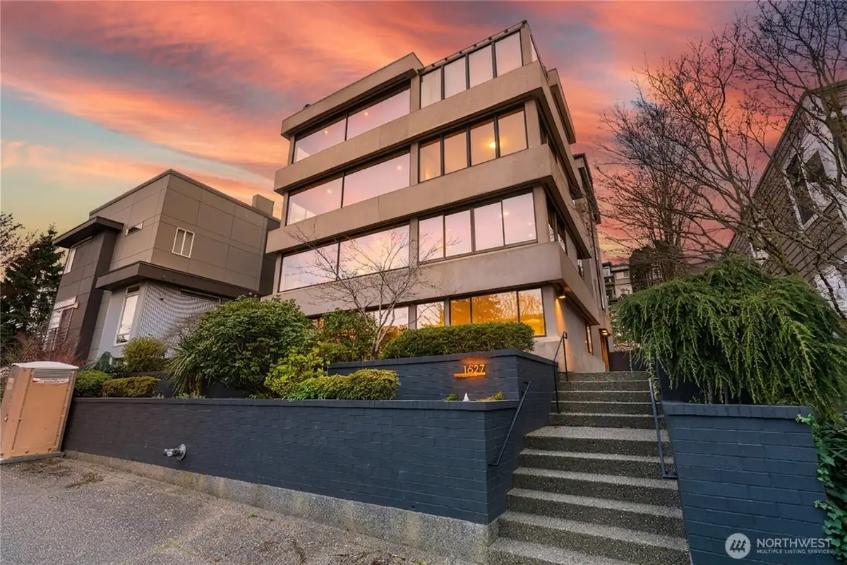 1627 California Avenue Sw #4, Seattle, WA 98116 - #1