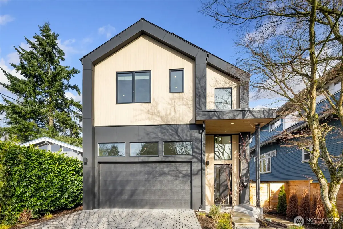 7012 Ravenna Avenue Ne, Seattle, WA 98115 - #1