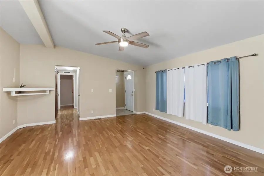 1713 S 69th Avenue, Yakima, WA 98908 - #3