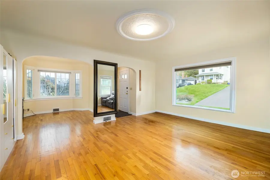 703 N 8th Street, Mount Vernon, WA 98273 - #3