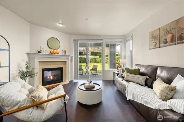 2244 132nd Avenue Se #B105, Bellevue, WA 98005