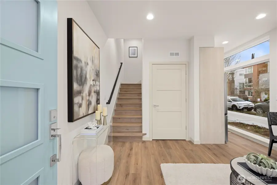 5515 9th Avenue Nw, Seattle, WA 98107 - #3