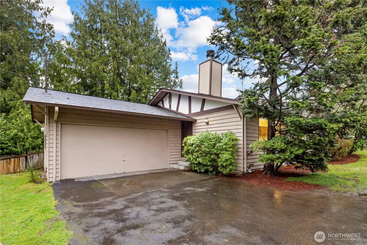 6822 NE 153rd Pl, Kenmore, WA 98028 - #1