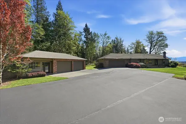 23747 262nd Place Se, Maple Valley, WA 98038