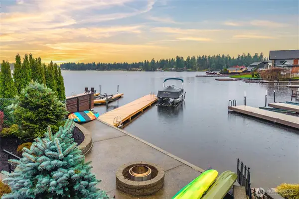 22963 SE 292nd Place, Black Diamond, WA 98010