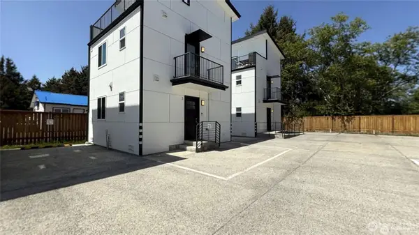 890 Magellan Avenue Ne #3, Ocean Shores, WA 98569