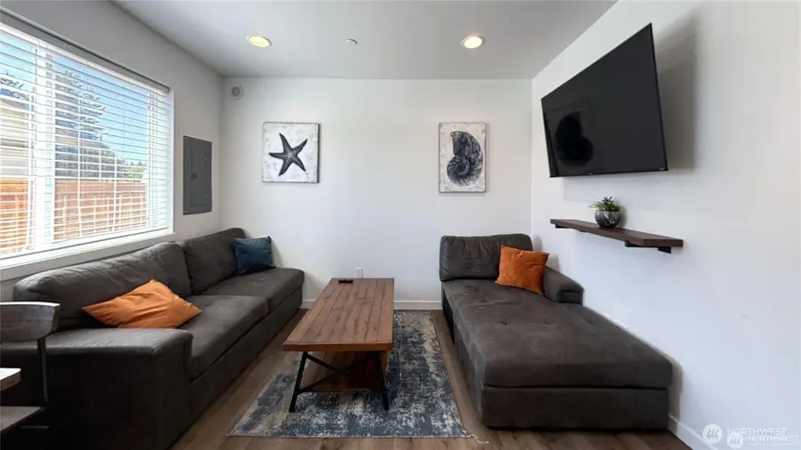 890 Magellan Avenue Ne #3, Ocean Shores, WA 98569 - #2