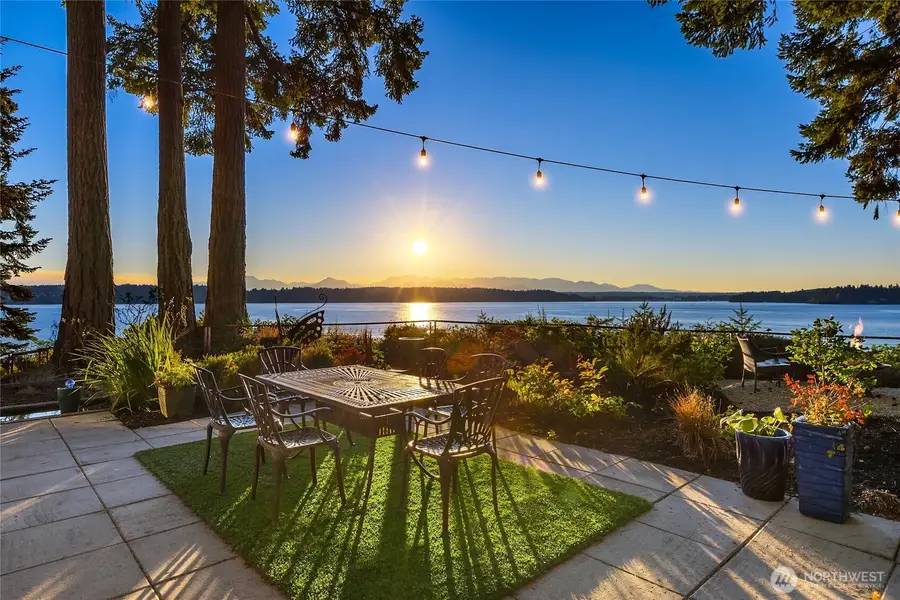 12145 Arrow Point Loop Ne, Bainbridge Island, WA 98110 - #3