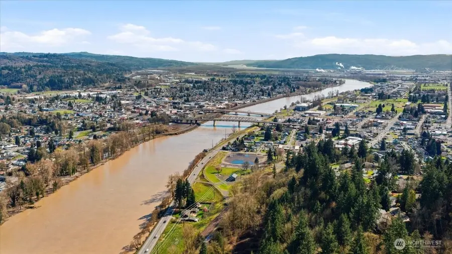 101 Fishers Lane, Longview, WA 98632 - #3