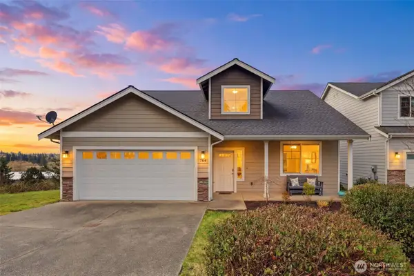 784 Freedom Court Se, Port Orchard, WA 98366