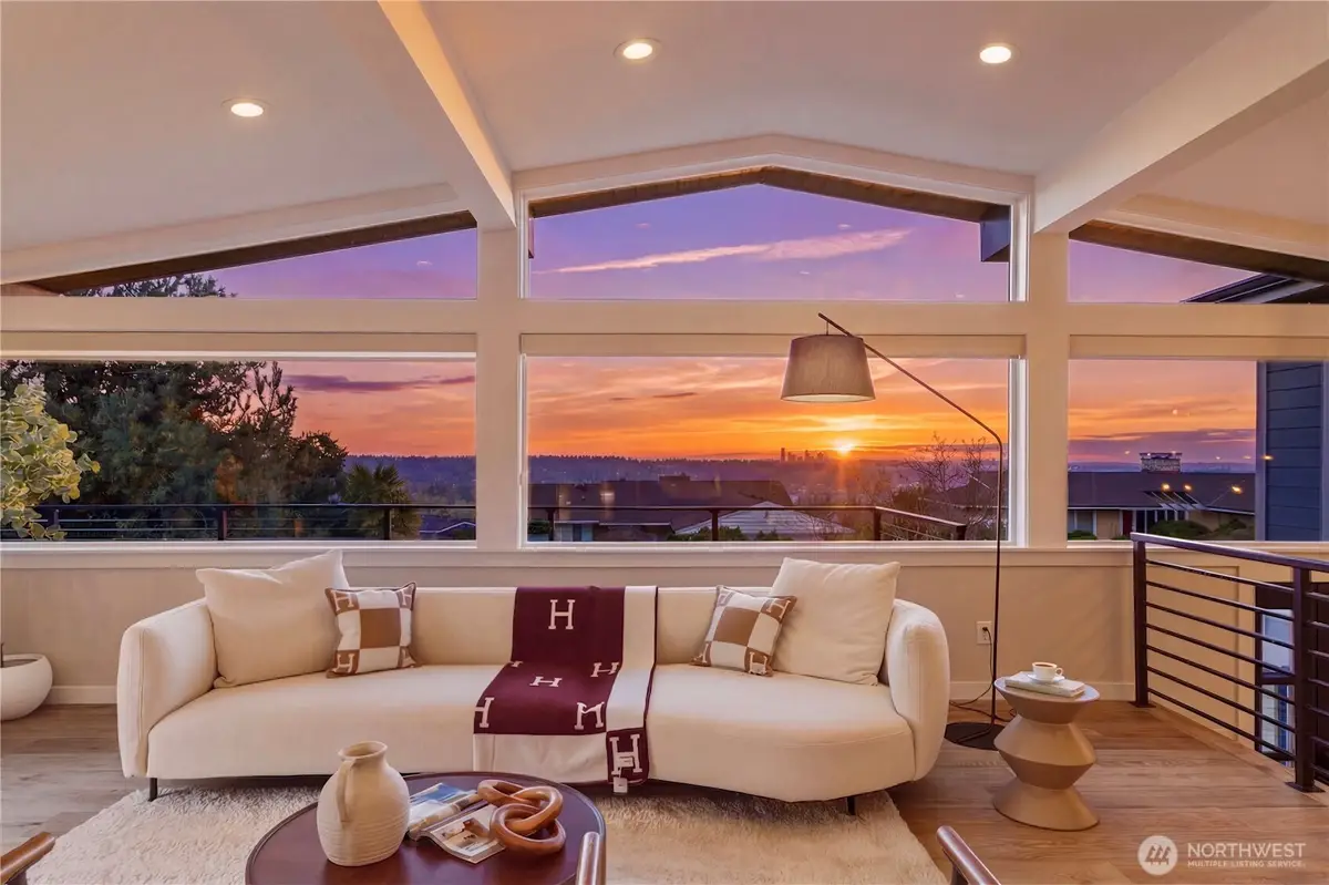 4502 134th Place Se, Bellevue, WA 98006 - #1