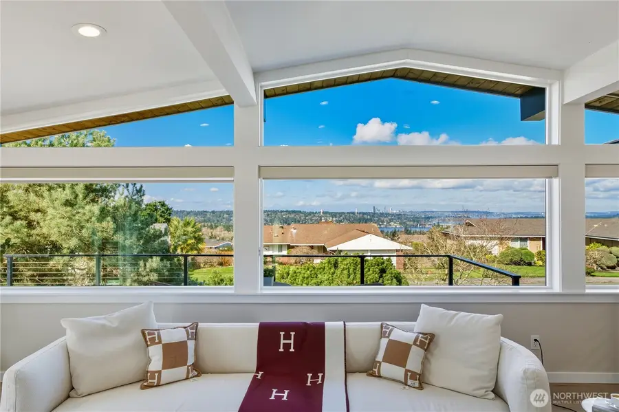 4502 134th Place Se, Bellevue, WA 98006 - #3