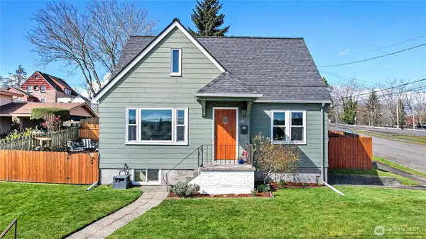 1121 Chester Avenue, Bremerton, WA 98337