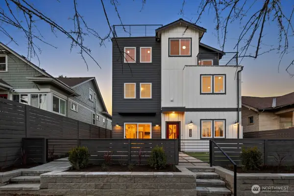 1004 N 48th Street #A, Seattle, WA 98103