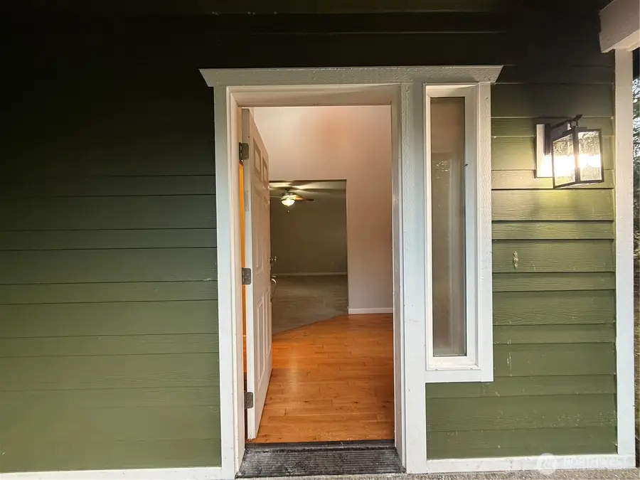 4158 SE Fairway Circle, Port Orchard, WA 98366 - #2