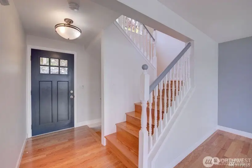 9837 Rainier Avenue S, Seattle, WA 98118 - #3