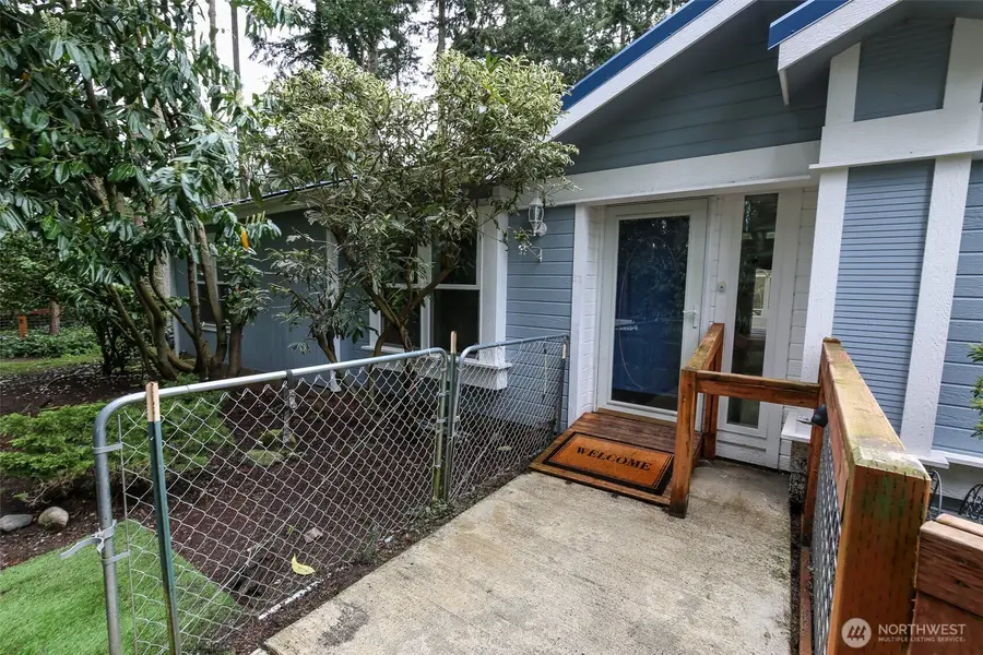 2306 Wellman Place, Oak Harbor, WA 98277 - #2