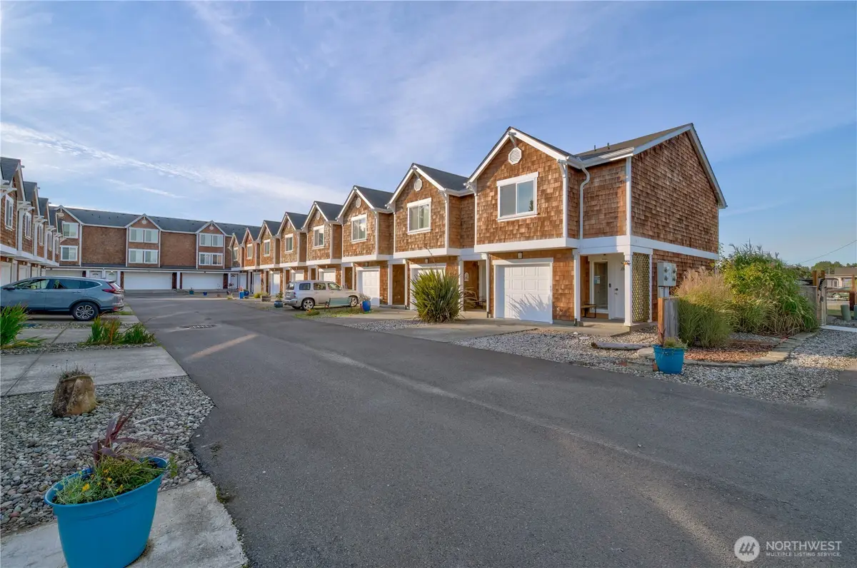 201 Ocean Beach Boulevard S #A-1, Long Beach, WA 98631 - #1