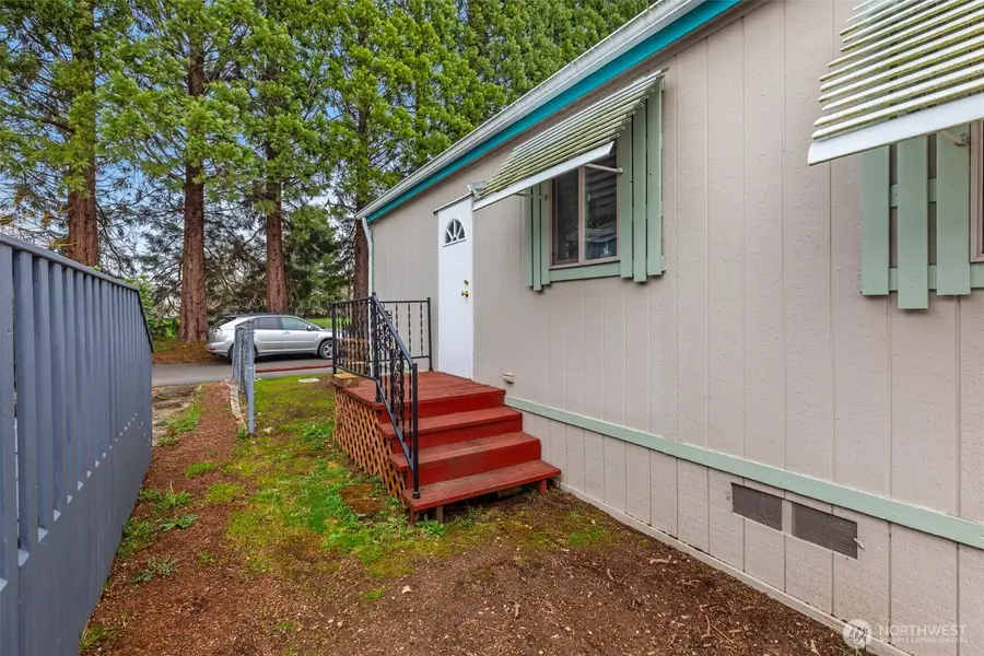 818 82nd St. E #6, Tacoma, WA 98404 - #3