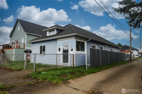 912 Ramer Avenue, Hoquiam, WA 98550