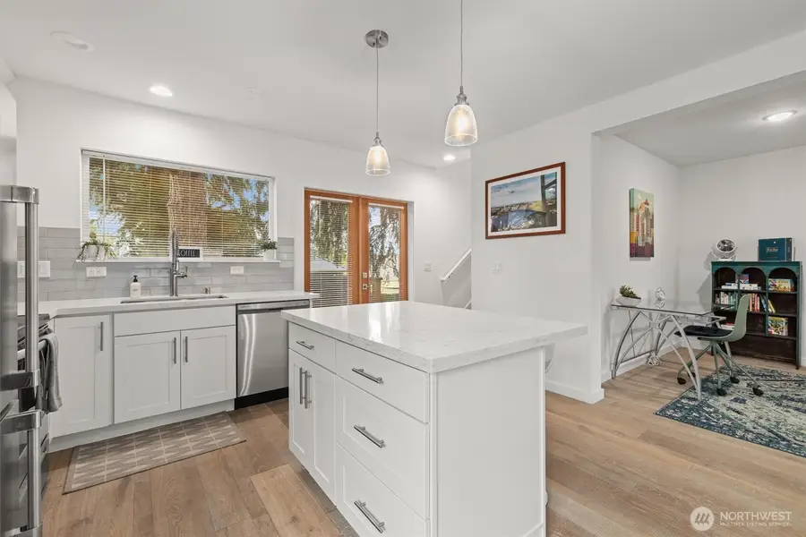 7344 23rd Avenue Nw #B, Seattle, WA 98117 - #3