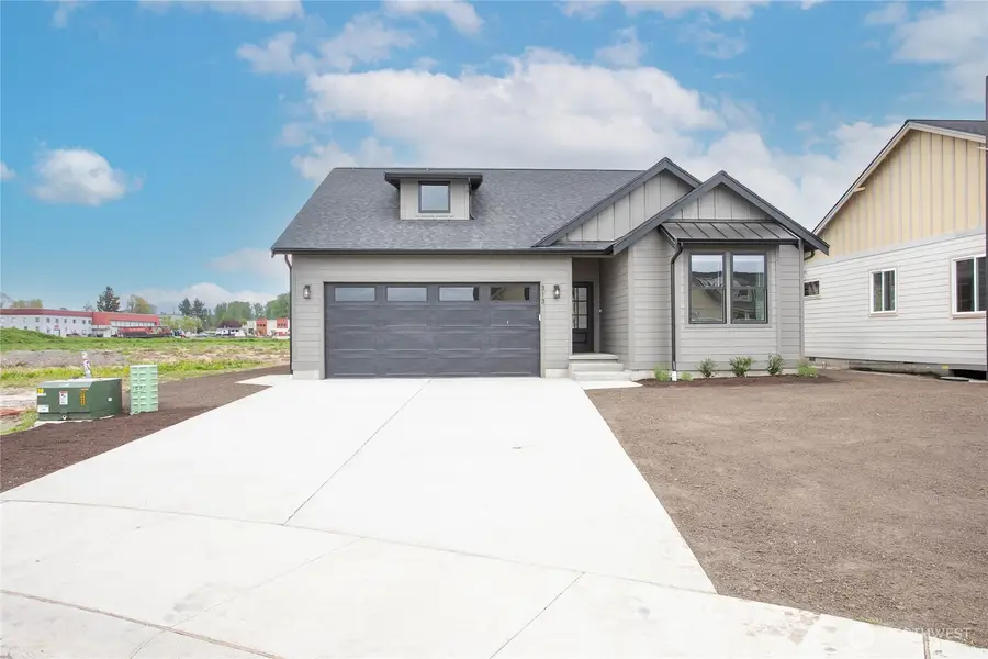 313 W 3rd Street, Everson, WA 98247 - #2