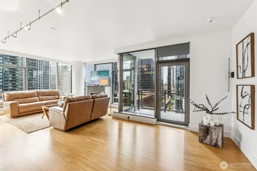 820 Blanchard Street #1507, Seattle, WA 98121 - #3