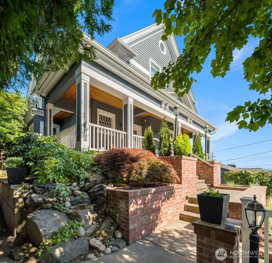 1012 2nd Avenue W, Seattle, WA 98119 - #2