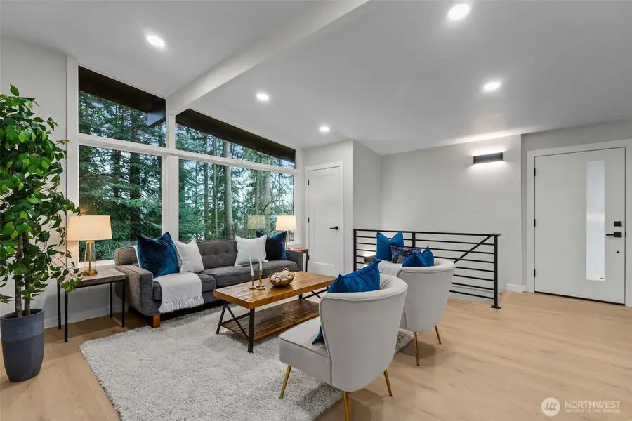 3901 151st Avenue Se, Bellevue, WA 98006 - #2