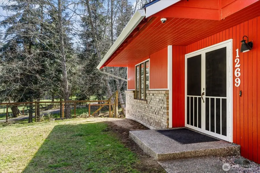 1269 Silver Lake Road, Oak Harbor, WA 98277 - #3