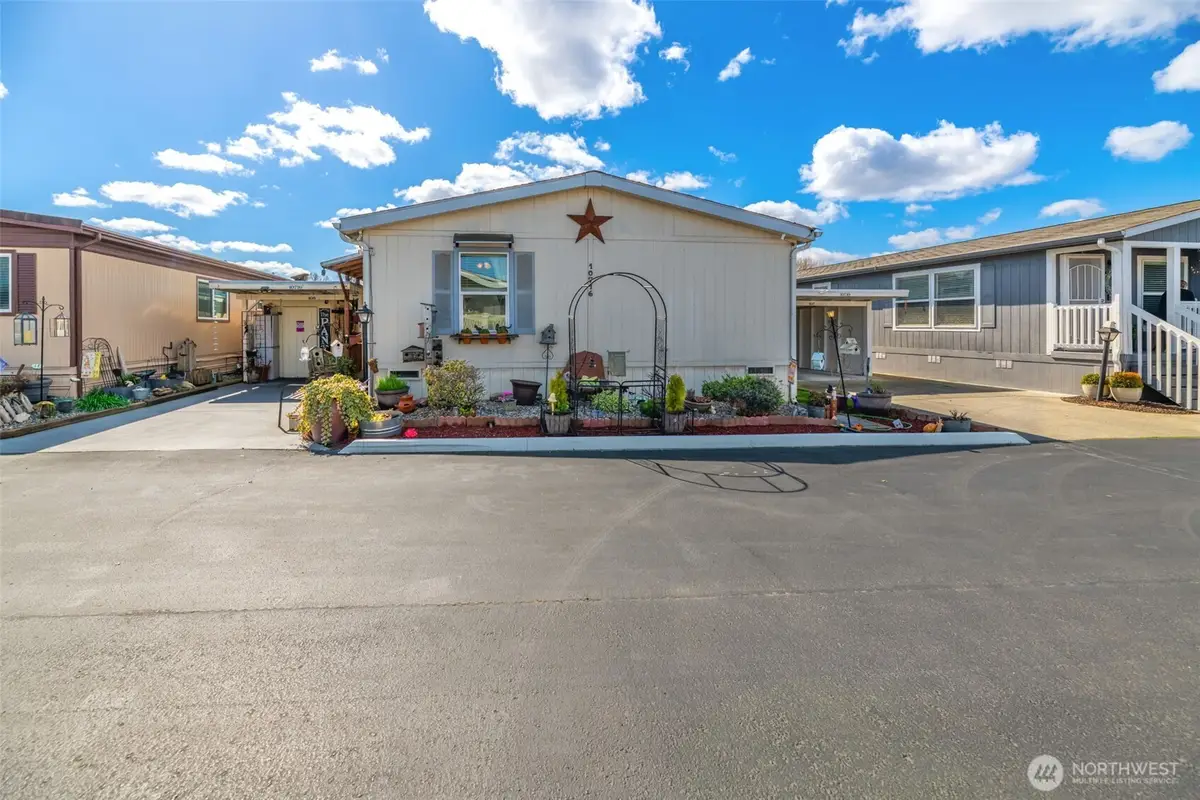 10716 61st Street E #108, Puyallup, WA 98372 - #1