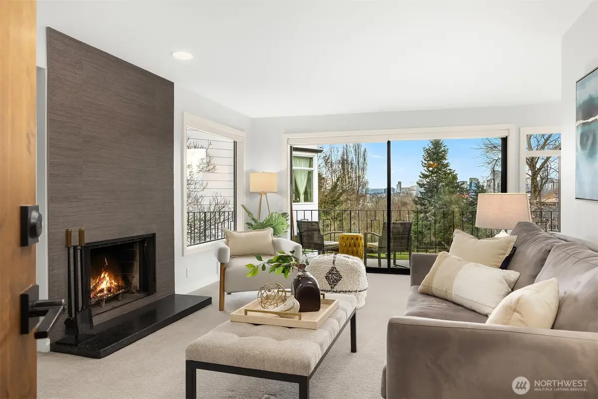 507 Howe Street #A, Seattle, WA 98109 - #1