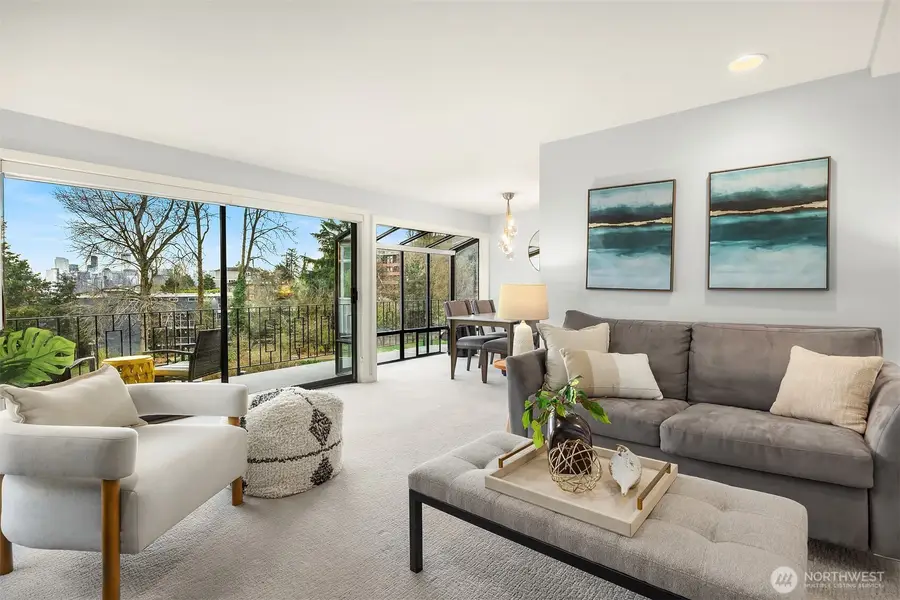 507 Howe Street #A, Seattle, WA 98109 - #3