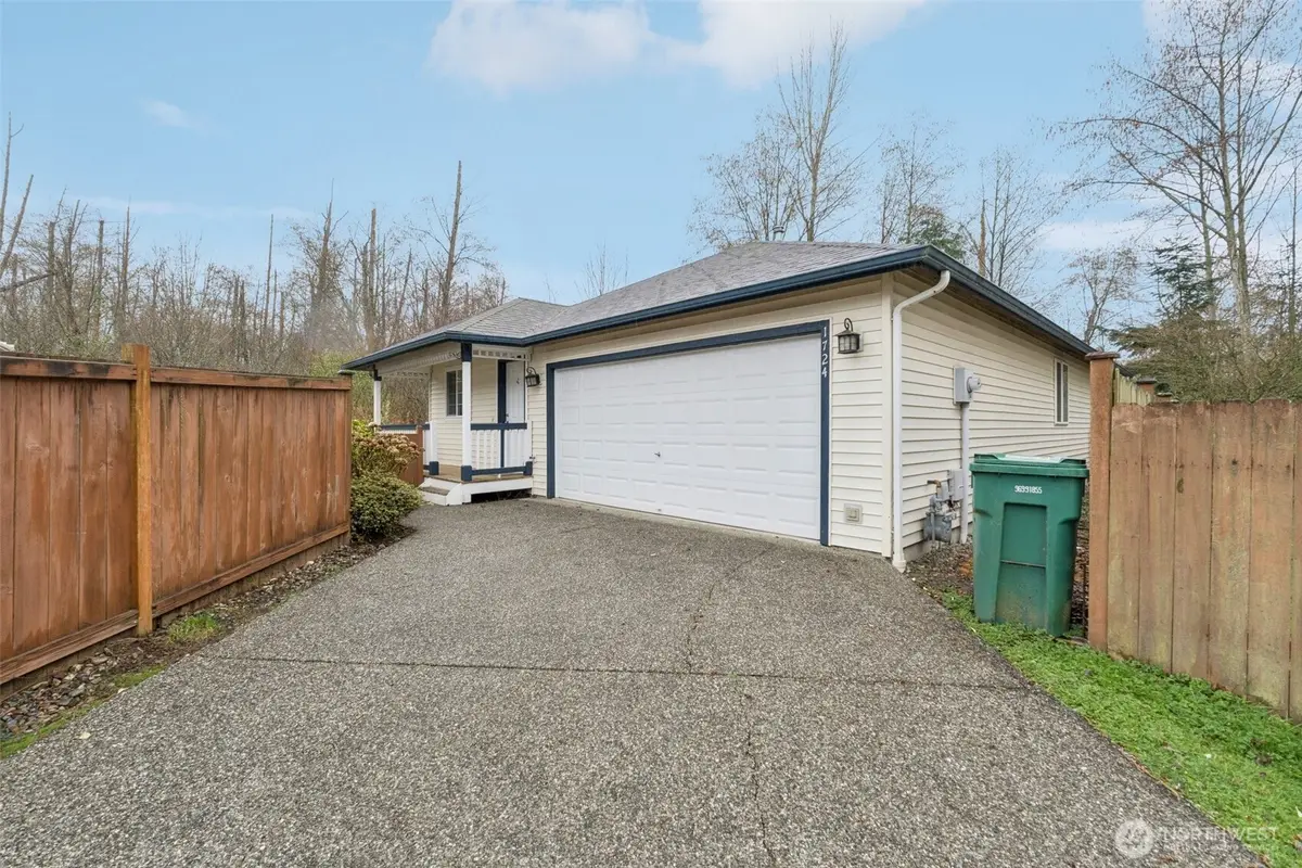 1724 147th Place Sw, Lynnwood, WA 98087 - #1